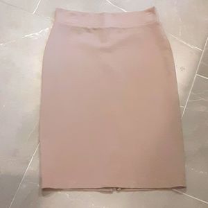 Comfortable tan skirt